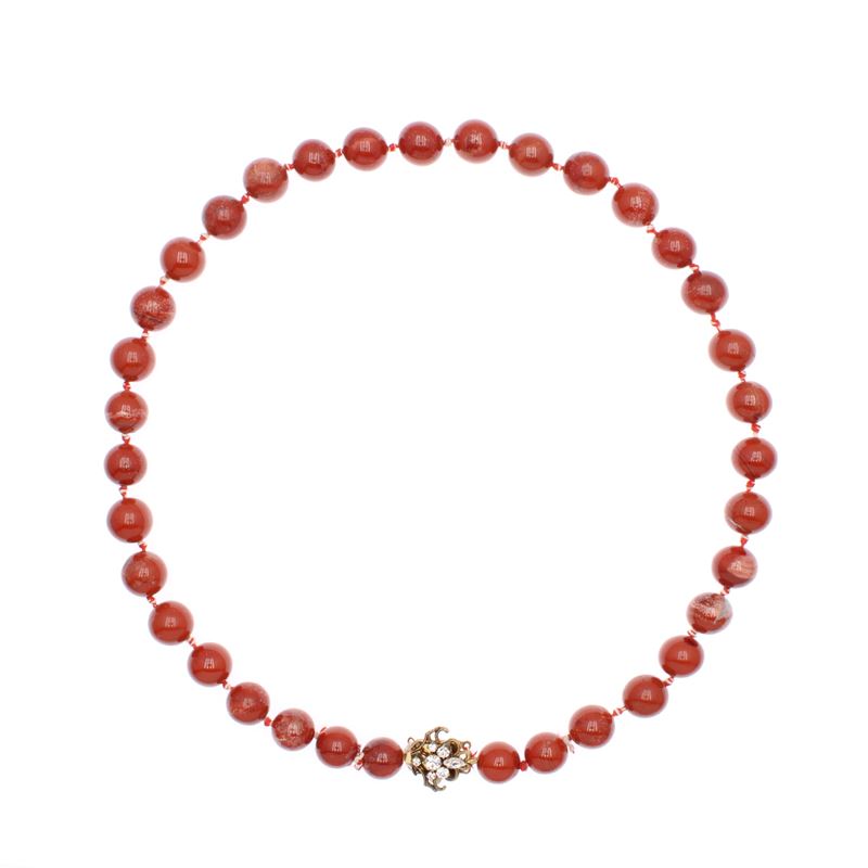 Collana Ad un Filo di Diaspro e Chiusura in Metallo Dorato e Zirconi