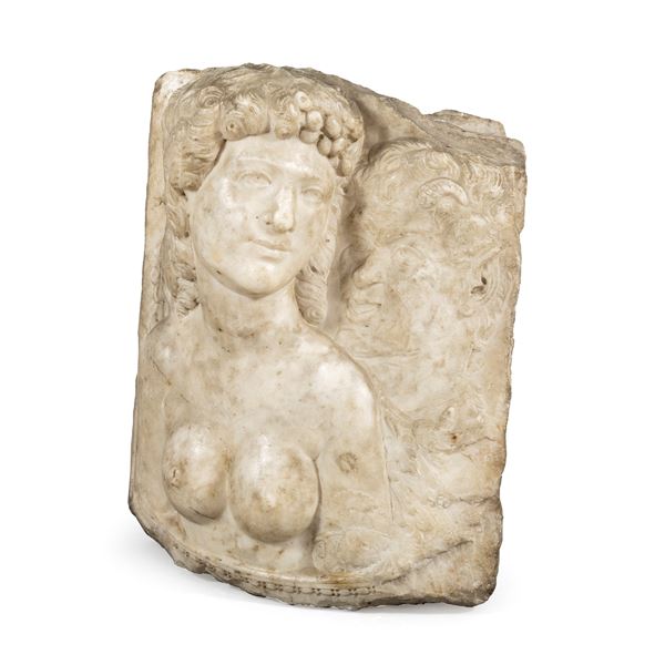 Marble high relief  (Italy, 19th-20th century)  - Auction Furniture, Sculptures, Old Master and 19th Century Paintings - I - Colasanti Casa d'Aste