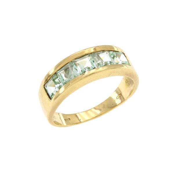 Anello mezzafede in oro giallo 18kt e acquamarine taglio carré