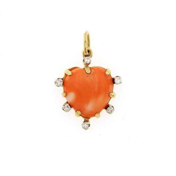 18kt yellow gold, coral and moissanite heart pendant