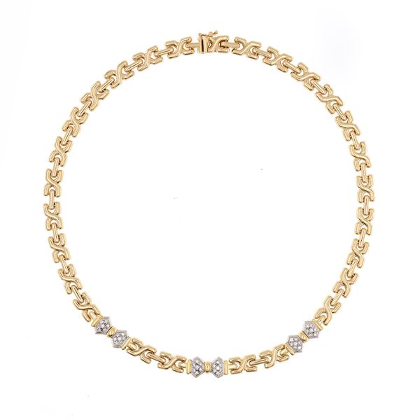 18kt yellow gold necklace