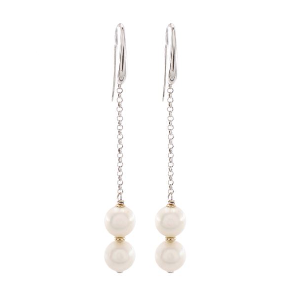 Orecchini pendenti in oro bianco 18kt e perle coltivate