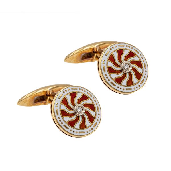 18kt yellow gold enamel and diamonds cufflinks
