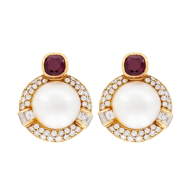 Orecchini a Lobo in Oro Giallo 18kt Rubini e Diamanti