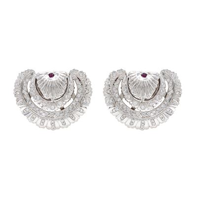 Orecchini a Lobo in Oro Bianco 18kt e Diamanti