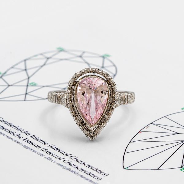 Mario Buccellati ring with natural pink diamond