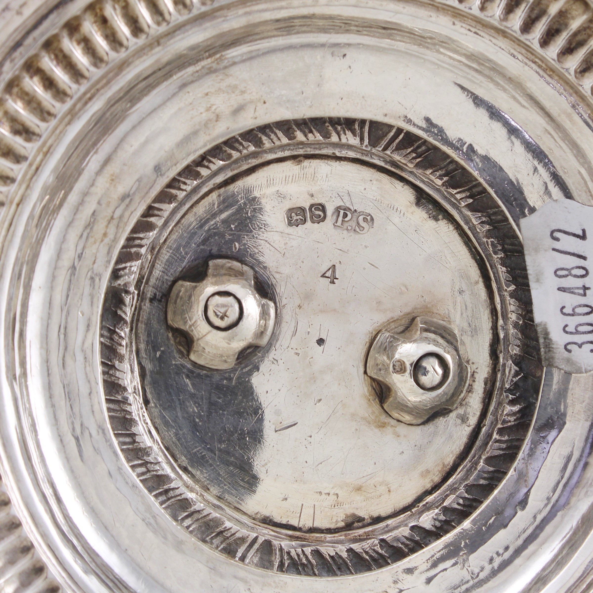 Coppia di legumiere in argento