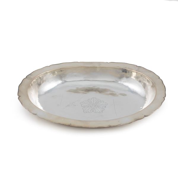 Oval silver centerpiece  (19th-20th century)  - Auction Fine Silver and the Art of the Table - Colasanti Casa d'Aste