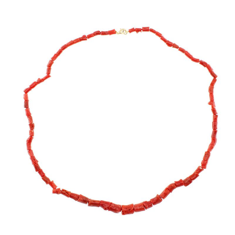 Collana Ad un Filo di Corallo a Barilotti