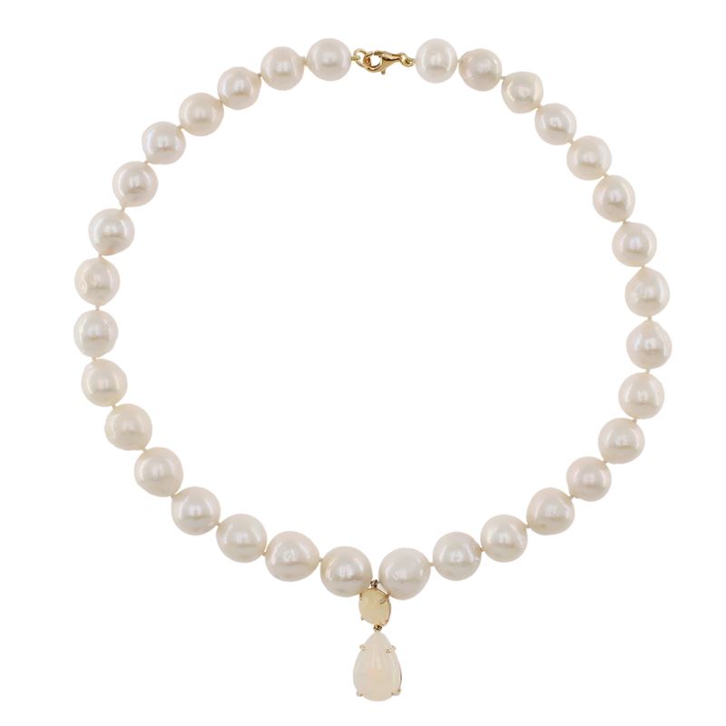 Collana Ad un Filo di Perle Barocche con Pendente in Opale Arlecchino a Goccia