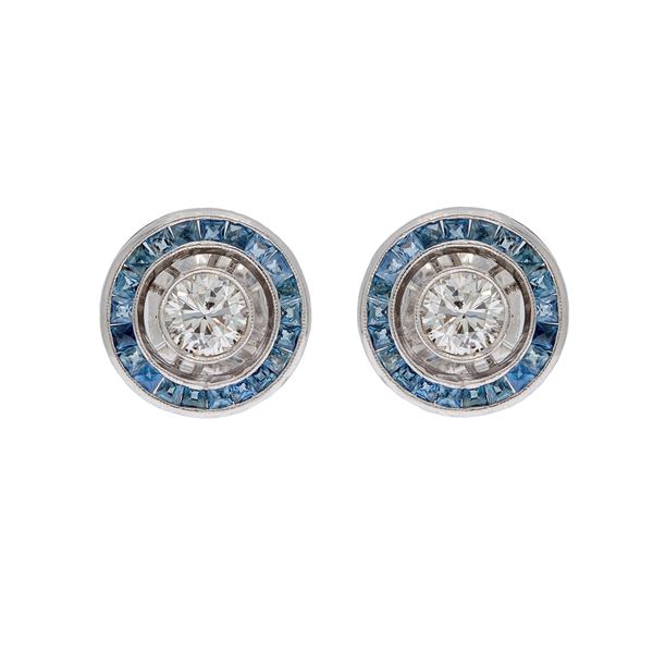 Decò platinum lobe earrings with two diamonds and sapphires  - Auction Jewels and Watches - Colasanti Casa d'Aste