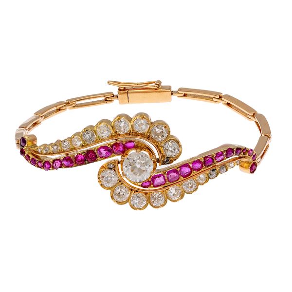 Antique 18kt yellow gold bracelet with diamonds and rubies