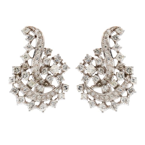 18kt white gold and diamonds lobe earrings
