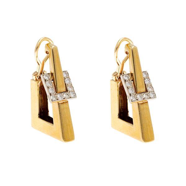18kt yellow gold and diamonds geometric pendant earrings