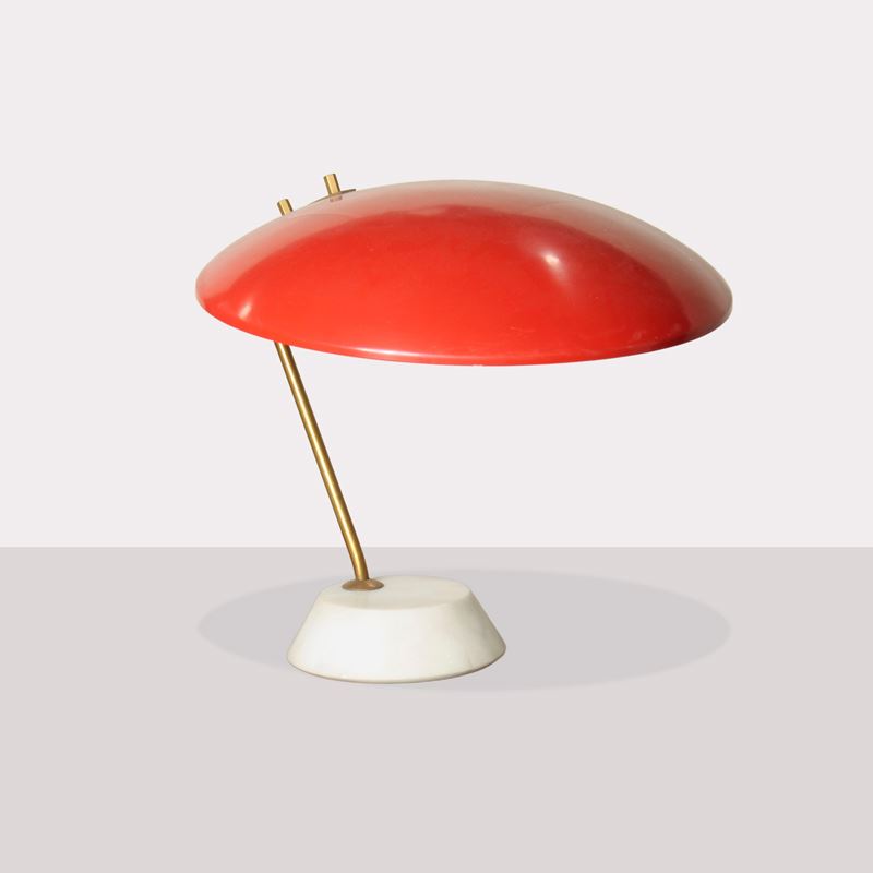 Bruno Gatta, Lampada da tavolo modello 8023 in ottone e marmo, produzione Stilnovo