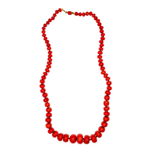 Antique single strand of barrel coral necklace  - Auction Jewels and Watches - Colasanti Casa d'Aste