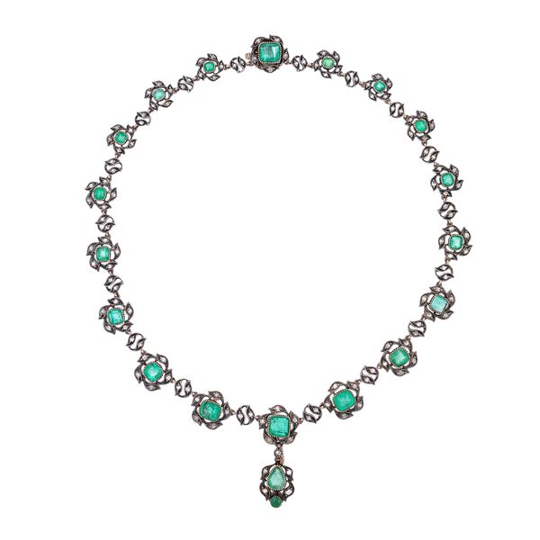 Antique gold and silver necklace with emeralds and diamond roses  (early 20th centuryy)  - Auction Jewels and Watches - Colasanti Casa d'Aste