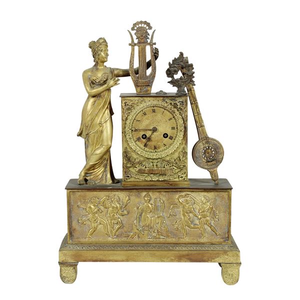 Gilded bronze table clock