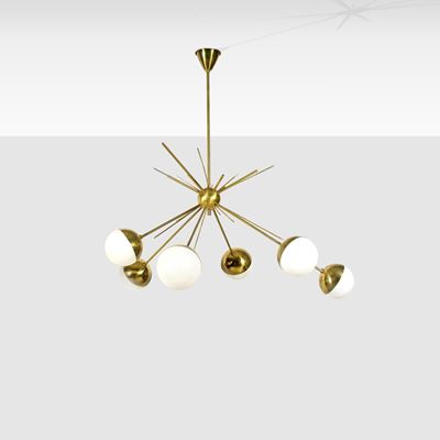 Produttore Stilnovo, Lampada a sospensione modello Sputnik in ottone e vetro satinato opalino