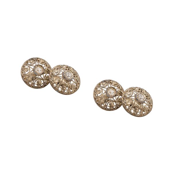 18kt white gold and crowned roses cufflinks