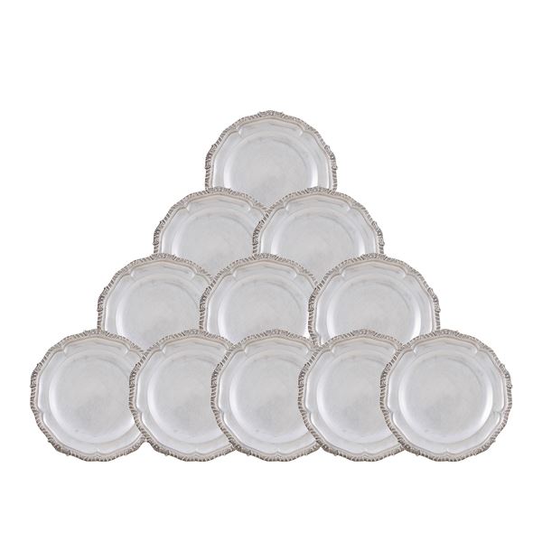 Set of silver plates (11)  (London, George III, 1810)  - Auction Fine Silver and the Art of the Table - Colasanti Casa d'Aste