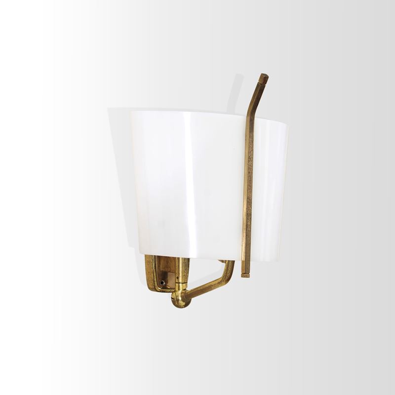Prod. Stilnovo, Lampada da parete in ottone e metallo verniciato
