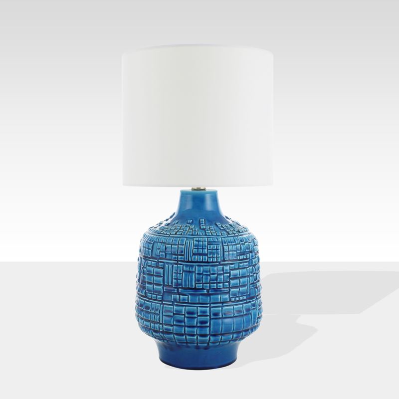 Lampada da tavolo, ceramica con paralume, produzione La Farnesiana