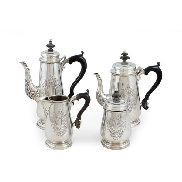 Silver tea and coffee service (4)