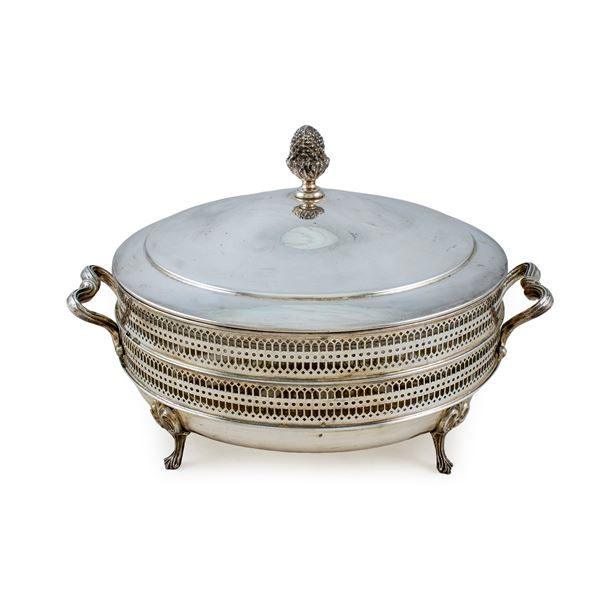 Silver metal vegetable dish