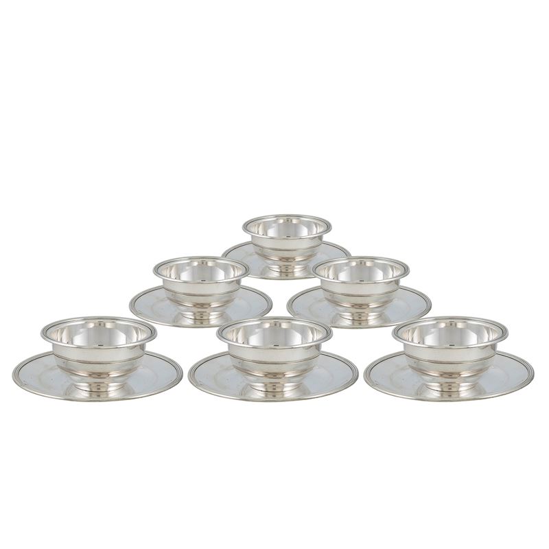 Set di Coppette con Piattino in Argento (12)