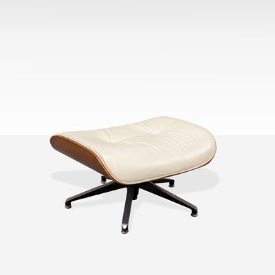 Charles & Ray Eames, Poggiapiedi Mod. 671, legno, alluminio e pelle imbottita, Italia, anni '70