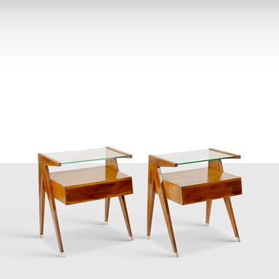 Vittorio Dassi, Coppia di comodini in legno, vetro trasparente e ottone, Italia, anni '50