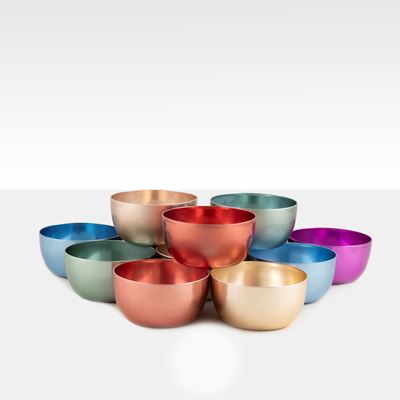 Produzione Rinnovel, Set di coppette in metallo cromato