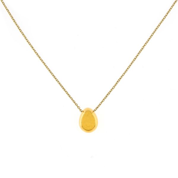 Pomellato necklace with egg pendant