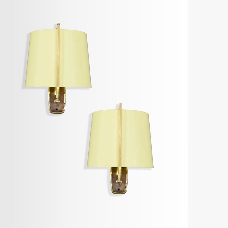 Produttore Stilnovo, Coppia di lampade da parete in ottone e metallo verniciato