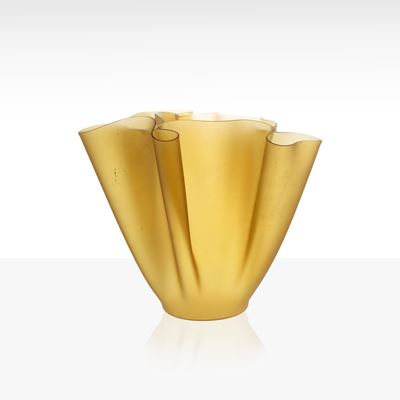 Pietro Chiesa, Vaso modello Cartoccio in vetro satinato colorato