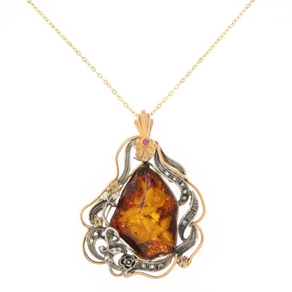 Gold, silver and amber pendant with flower inside and diamond roses  - Auction Jewels and Watches Web Only - Colasanti Casa d'Aste