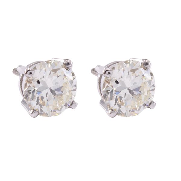 18kt white gold lobe earrings with two diamonds