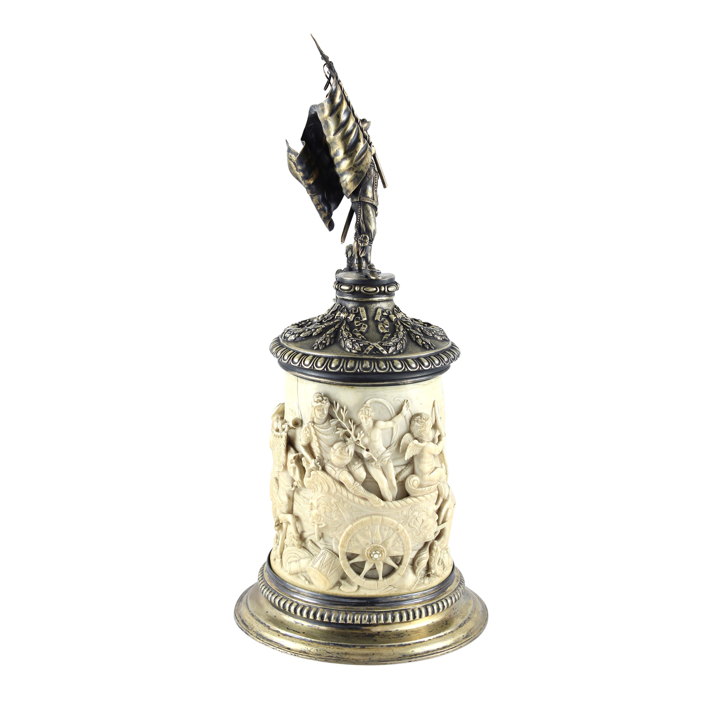 Tankard in argento e avorio