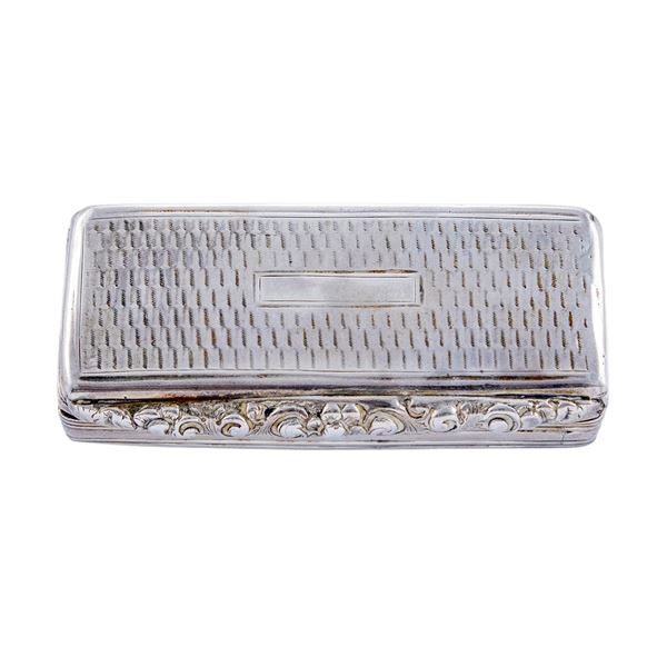 Silver snuffbox