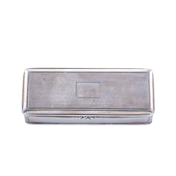 Rectangular silver snuff box