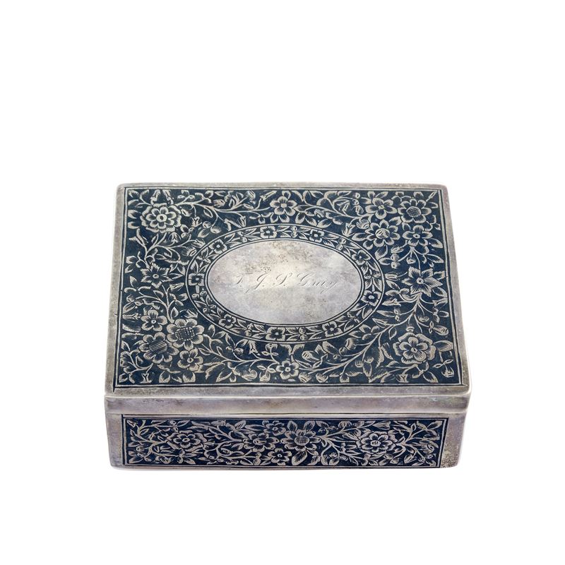 Scatola Rettangolare in Argento e Niello