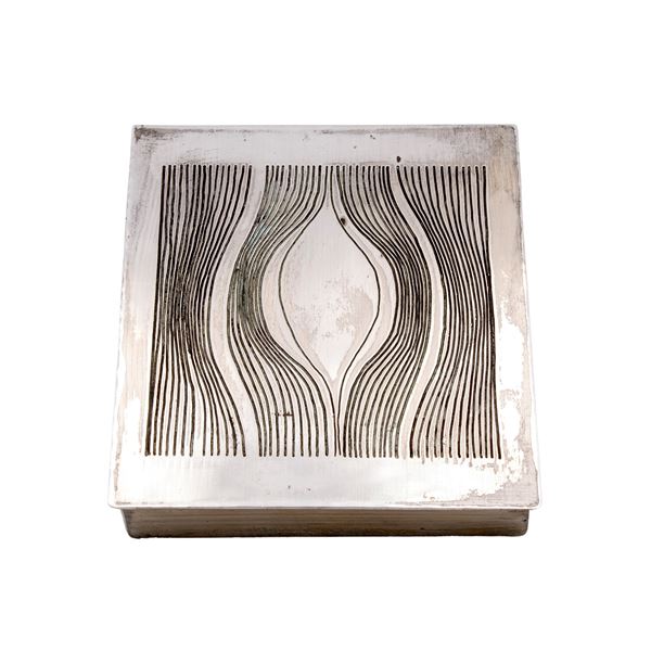 Vermeil cigarette box  (Italy, 20th century)  - Auction Fine Silver and the Art of the Table - Colasanti Casa d'Aste