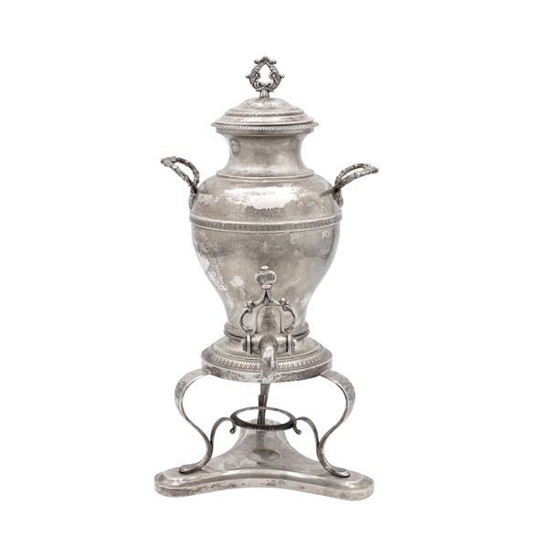 Samovar in argento  (Vienna, 1829)  - Asta Argenti e l'Arte della Tavola - Colasanti Casa d'Aste