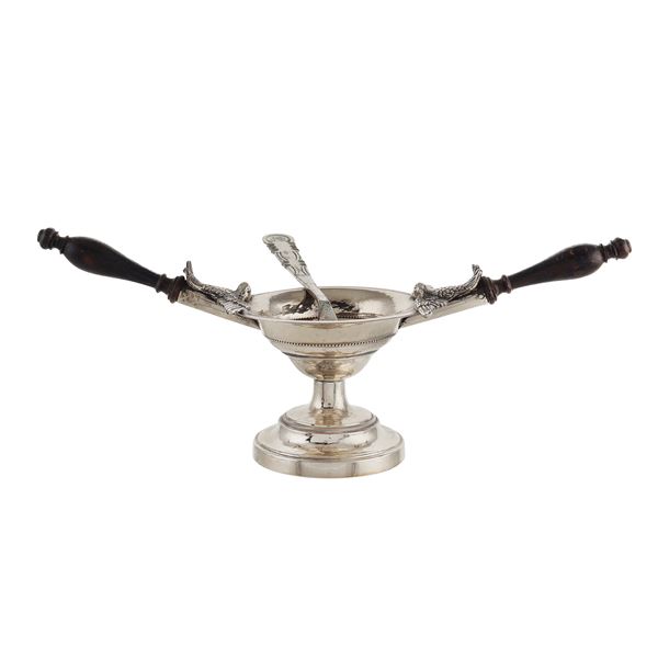 Silver cup with two handles  (European manifacture, 19th century)  - Auction Fine Silver and the Art of the Table - Colasanti Casa d'Aste