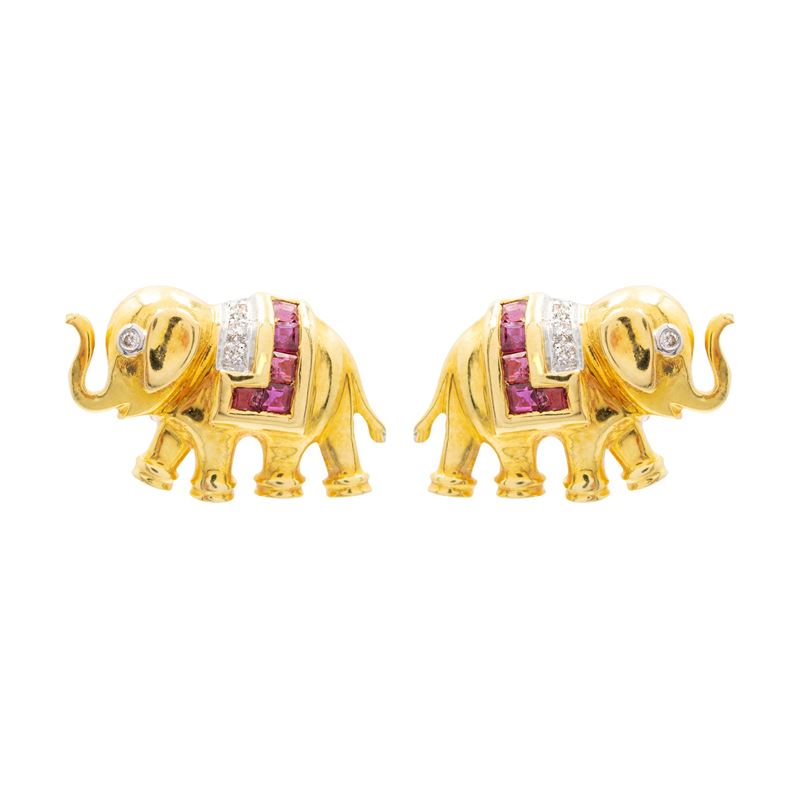 Orecchini a lobo in oro giallo 18kt con rubini e diamanti