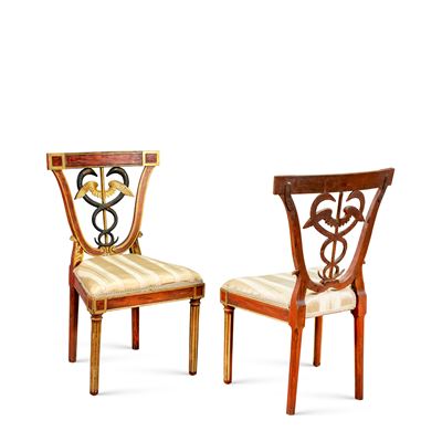 Otto Sedie in Legno Laccato e Dorato
