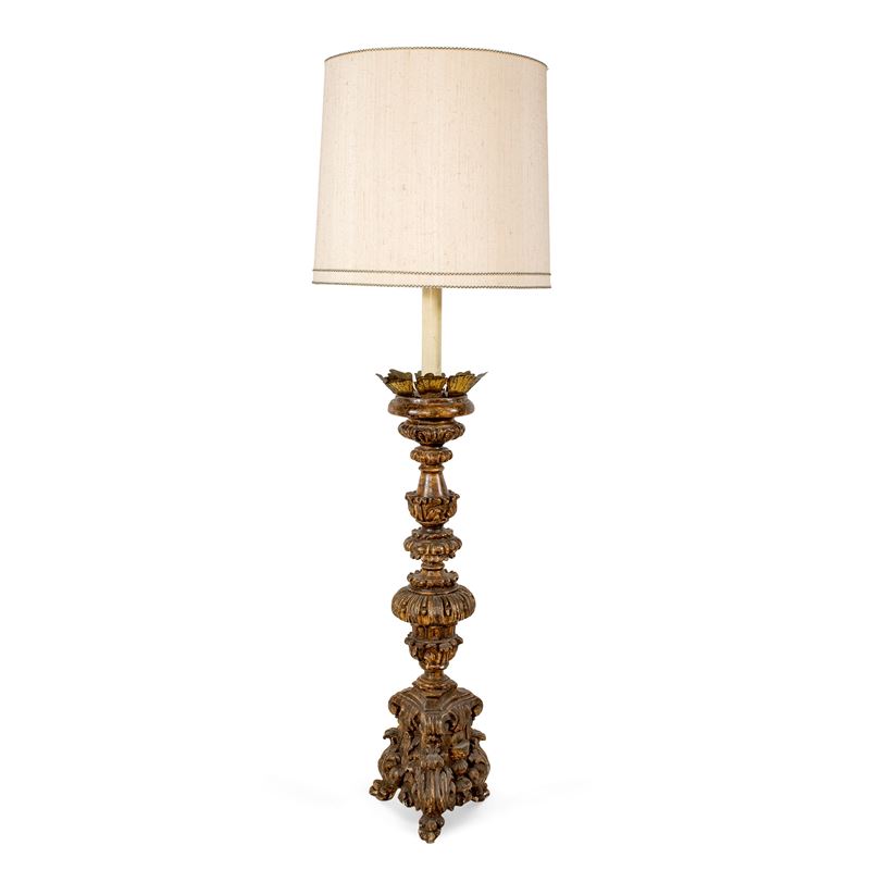 Torciere in Legno Laccato