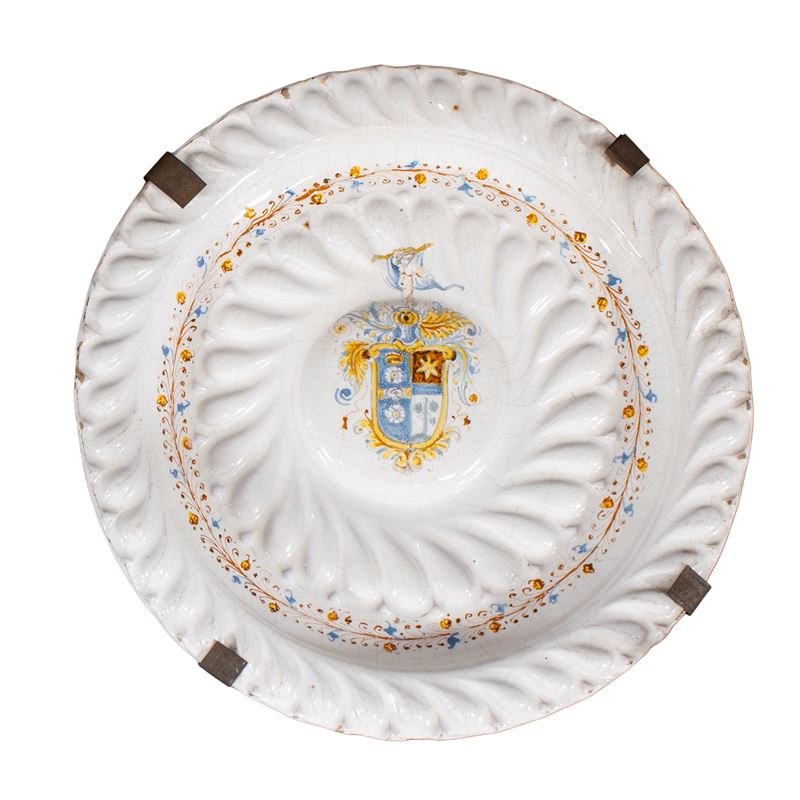 Grande Piatto in Maiolica
