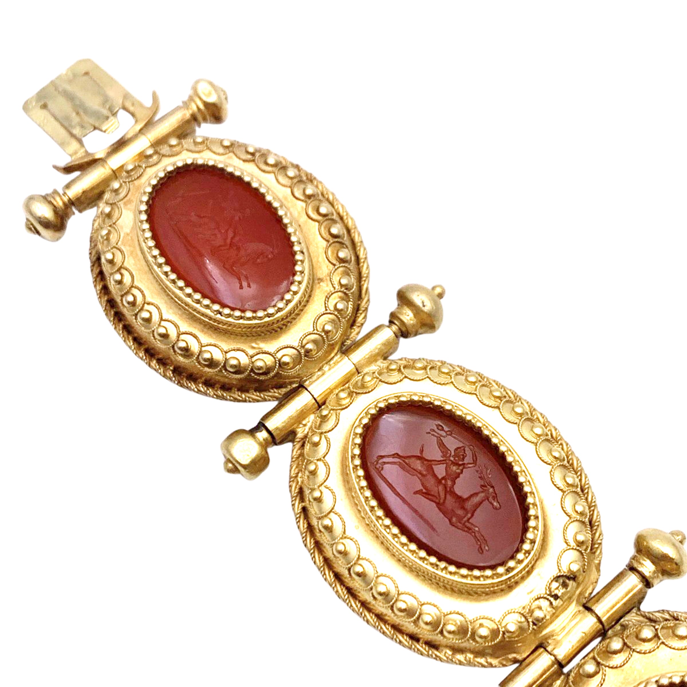Antico Bracciale in Oro Giallo 18kt con Sei Corniole